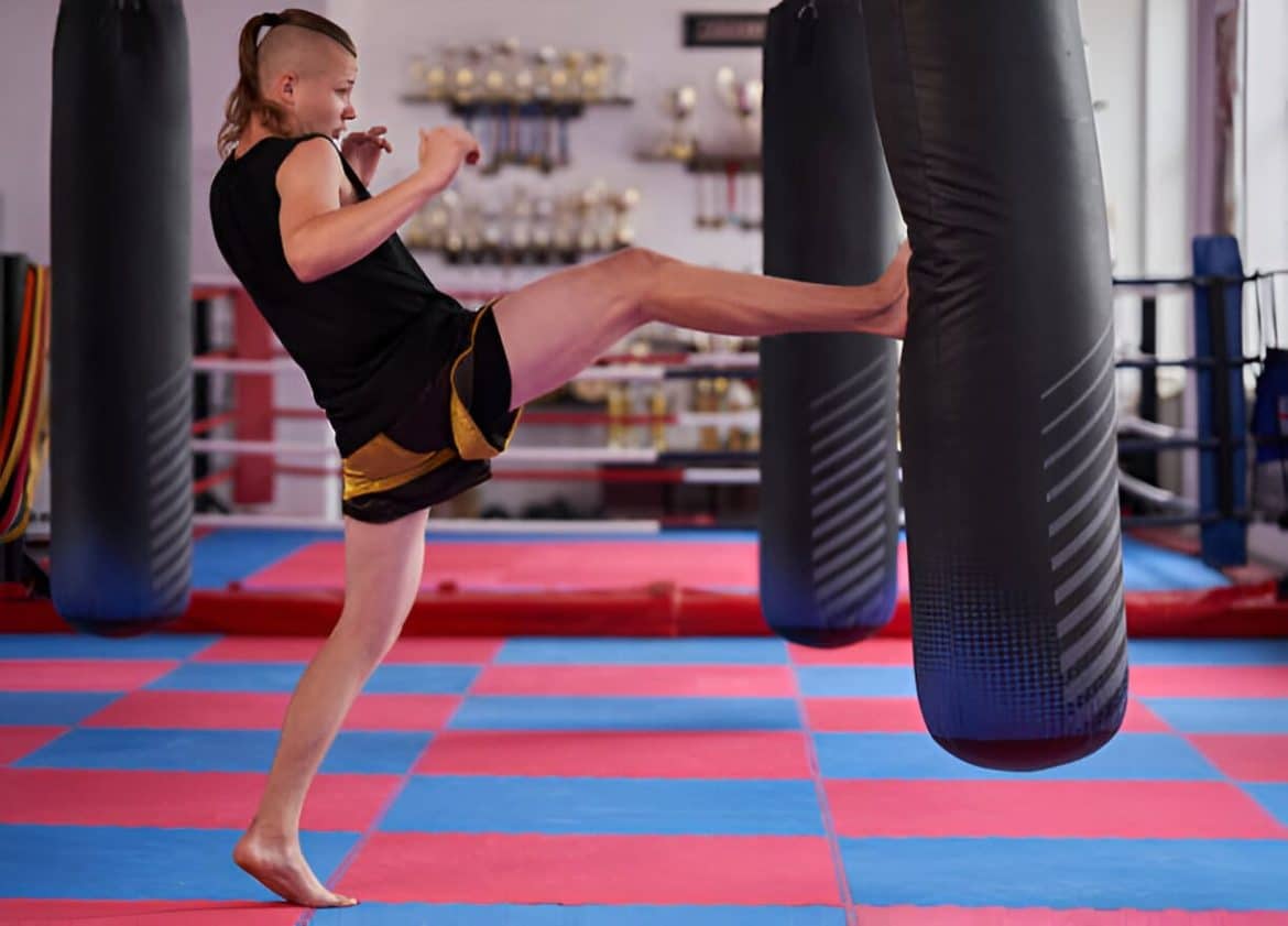 Entrainement avec sac de boxe
