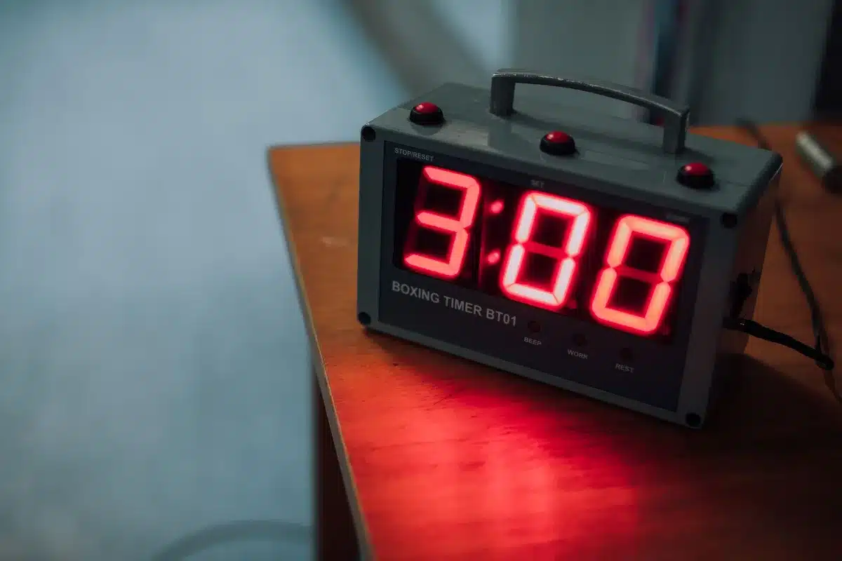 Chronomètre et minuteur pour gérer les temps de repos entre les séries